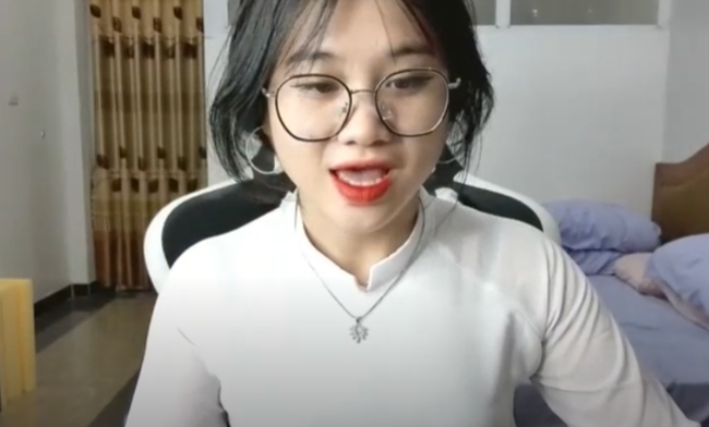 Clip Anna Gấu thủ dâm