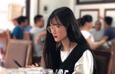 Minh Nguyệt – 22T – Lễ Tân